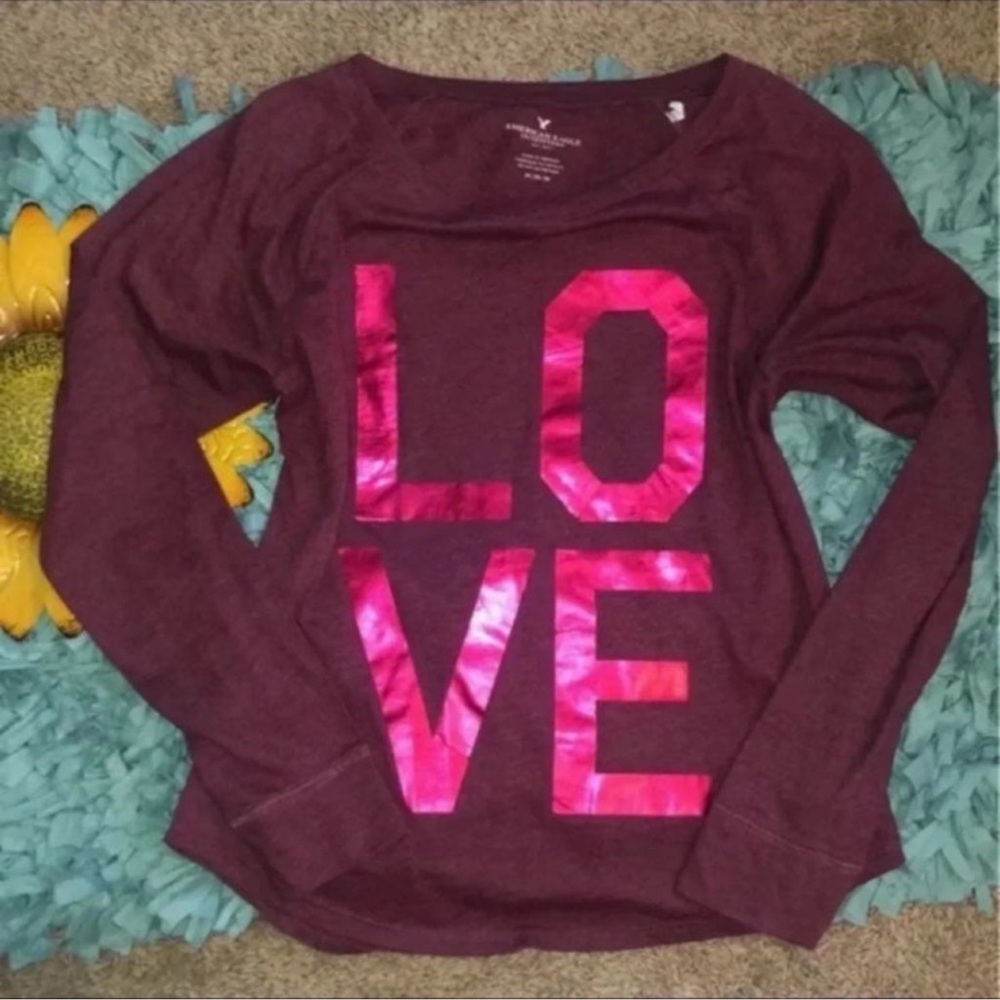 American Eagle Pink Love Graphic Top - Burgundy and Pink